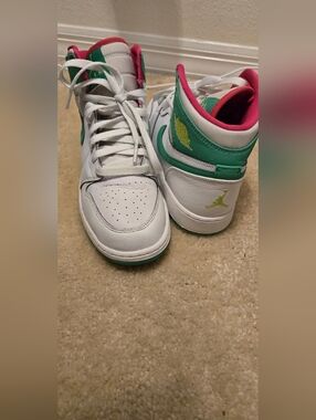 Air Jordan 1 Retro High 2017 Sneaker